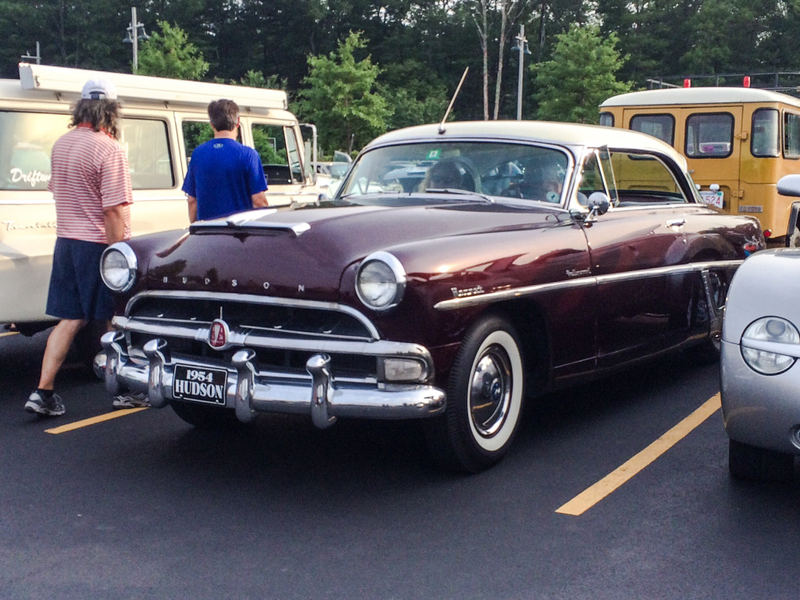 Illustration for article titled Cruise Night!